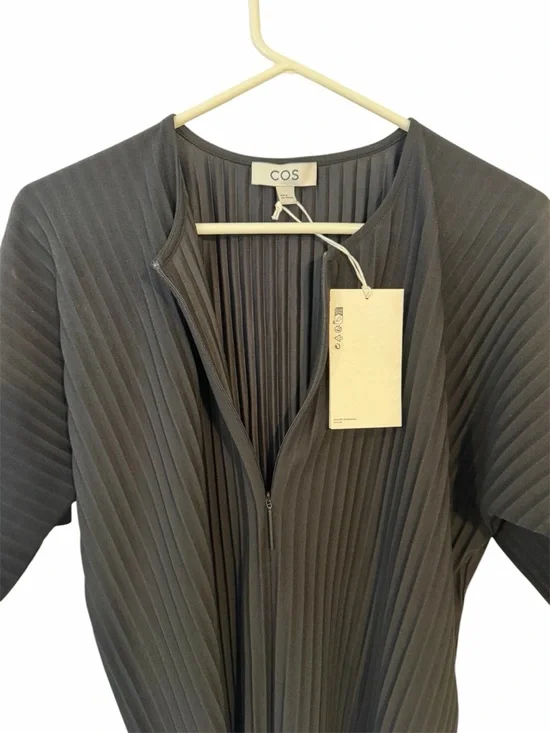 COS pleated top and trousers set NWT - Picture 4 of 8